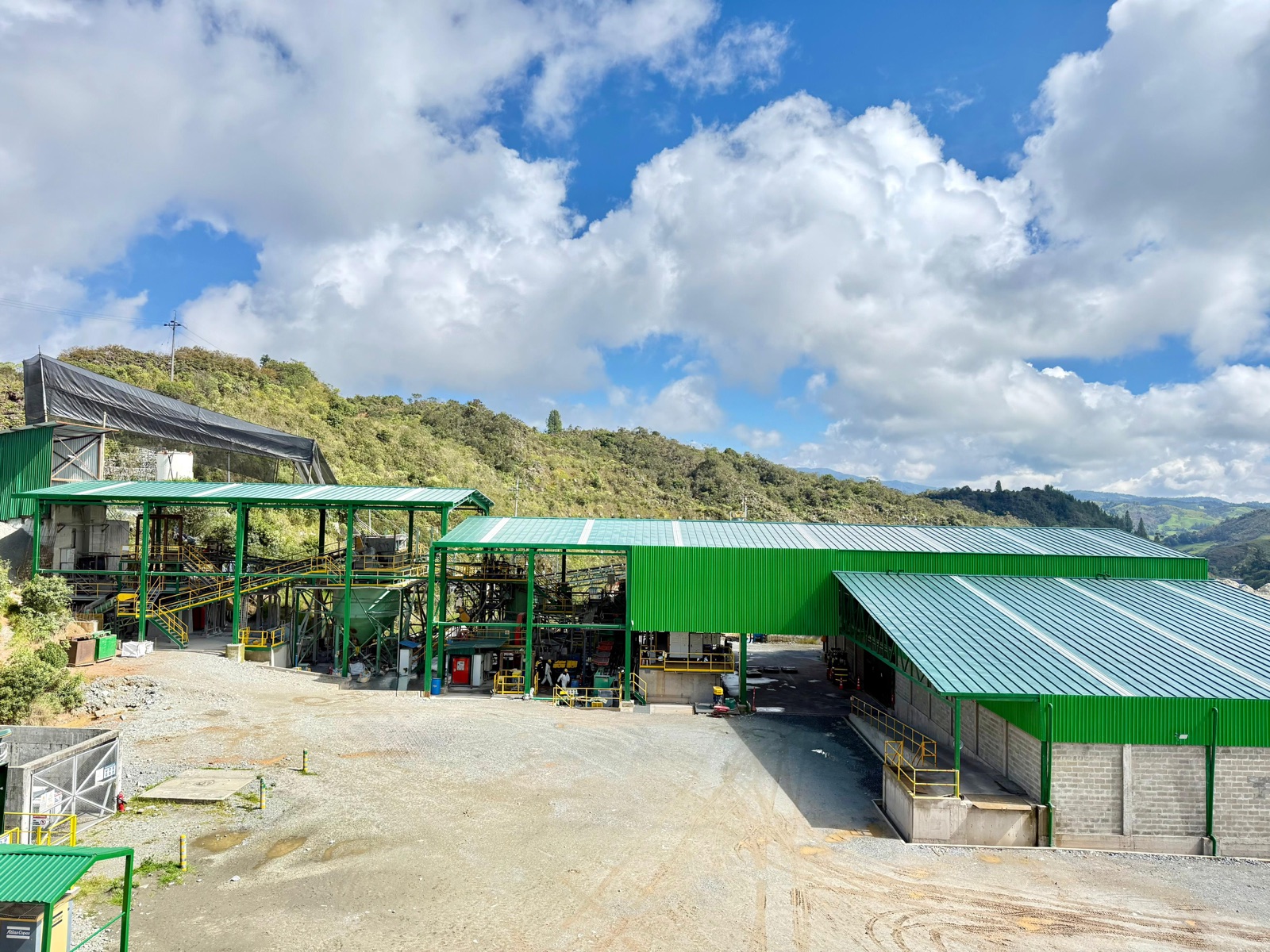 Processing plant at the San Ramón gold mine
